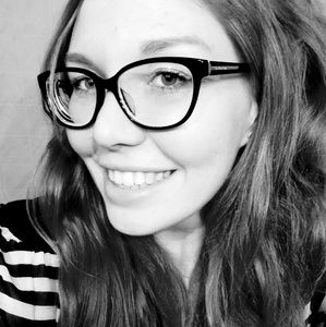 Meet your Posher, Jillian